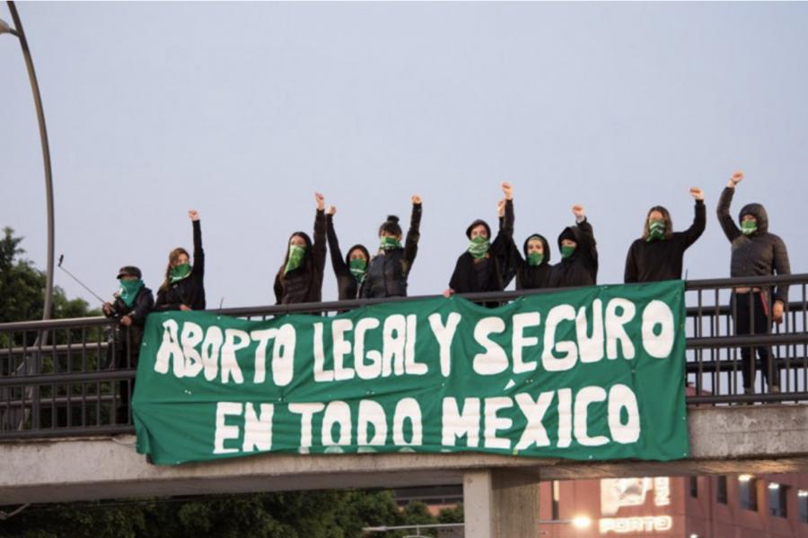 La corte avala el aborto en México para menores por violación