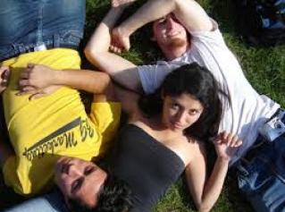 Falta de políticas y programas públicos sobre derechos sexuales y reproductivos