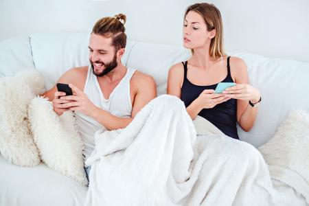 Pareja con celos